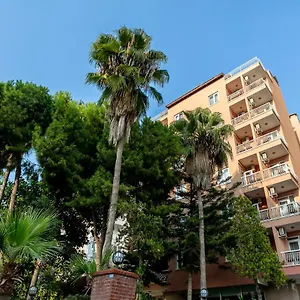 Otel Lara Dinc