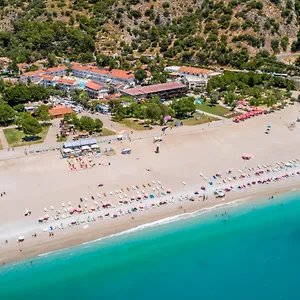 4* Hotel Belcekum Beach